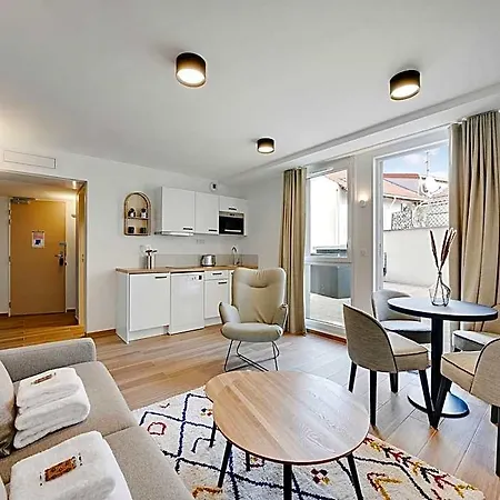 Elegant With Terrace - 1br4p- Vanves * Parijs